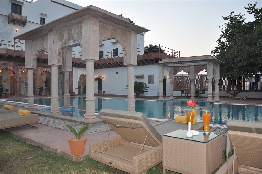 Chandra Mahal Haveli Luhāru Extérieur photo