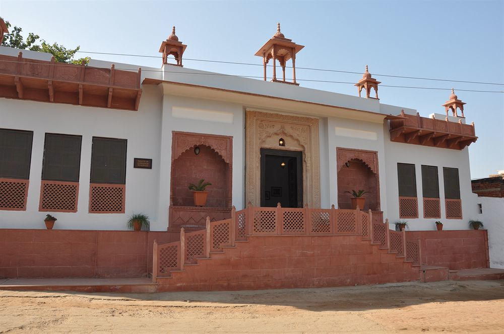 Chandra Mahal Haveli Luhāru Extérieur photo